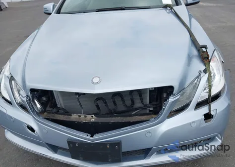 2013 Mercedes-Benz E 350 z USA, uszkodzony, nr VIN WDDKJ5KB4DF199306